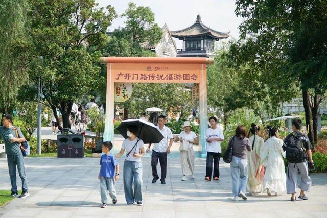 看“塔映花城”住星级酒店！国庆中秋广州海珠接待游客超136.46万人次