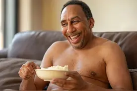 AI恶搞：看到湖人被绝杀的A史密斯😅图片