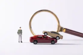 “私家车”变身“网约车”出事故，保险公司赔不赔？图片