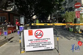 广州三元里村禁停“电鸡”首日，居民出行情况如何？记者走访图片