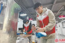 让专业与产业“零距离”图片