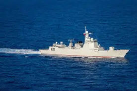 5艘军舰齐聚青岛!庆祝中华人民共和国成立75周年北部战区海军舰艇开放日活动来啦图片