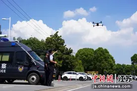 警情处置“飞”速到达：常熟公安打造立体化空中警务图片