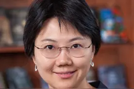 让巨婴显形的留学体验，能否许诺光明的未来？ | 专访图片