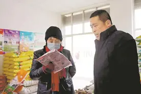 易县：农资储备足 春耕有保障图片