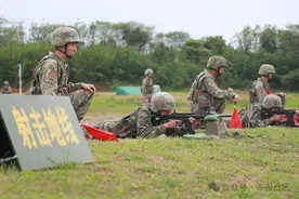 实弹射击，这个新兵班打出“全优”＋2个满环图片