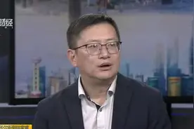 利空英伟达？DeepSeek开源大模型震动AI圈 AMD迅速宣布集成丨从华尔街到陆家嘴视频封面