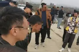 钓友质疑商业鱼塘难上鱼，民警到场协调图片
