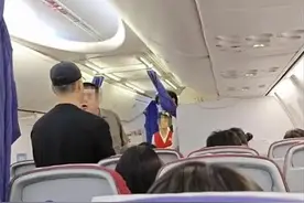 舱门关闭后，2名外籍乘客称亲戚生病要求下机，导致航班延误！深圳航空回应：未对不同国籍的旅客区别对待图片