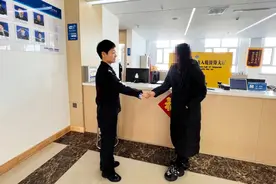 【冬季行动】项链“丢失”闹乌龙 失物找回获好评~图片