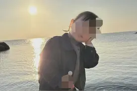 “假肢女孩自信走T台”引关注 女孩母亲：让孩子自由发展 希望她能健康成长图片