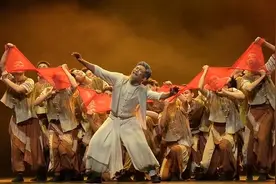 唢呐声声“吹响”荷花奖 山东学子展现祖辈深情图片