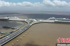 “格美”外围影响上海国际邮轮提前离泊图片