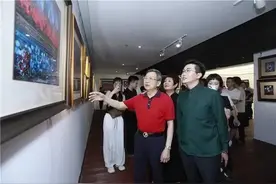 黄建南艺术数字文献系统工程暨从艺60周年作品展启幕图片