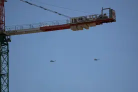 1名中国公民在巴以冲突中受伤，使馆回应！称其系被流弹打伤图片