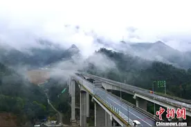 重庆高速公路通车总里程突破4500公里图片