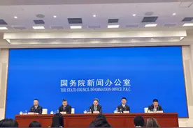 每5辆车就有2个充电桩！“十四五”期间我国建成了全球最大的电动汽车充电网络图片