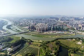 个论｜高明，“西进”大势下如何接住“泼天富贵”图片