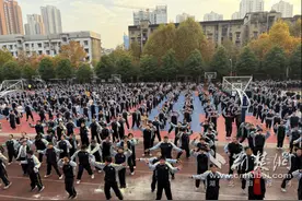校园掀起运动潮 武汉市第八十一中学“阳光一小时”显成效图片