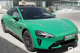 95后小伙开小米SU7跑出租，相比油车收入实现翻倍图片