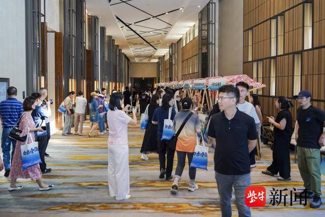 “品鲜沐泉·自在宁海”2025宁海文旅推介会暨秋冬季促消费活动走进无锡