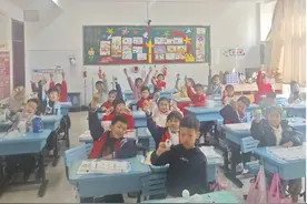 泰安市崇信学校一年级星光级部举办“迎春分·画彩蛋”劳动课活动图片