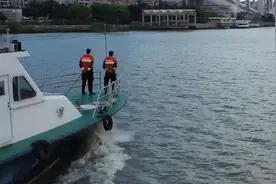 看游泳冠军如何在警队“乘风破浪”！视频封面