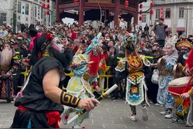 潮汕青年在深圳组建英歌队，已接到马来西亚等国外演出邀请｜非遗春节图片