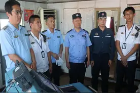 走渔村，进渔港，上渔船！青岛海警局市北工作站全力护航“开海季”图片