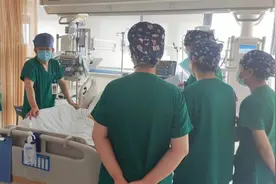 每天三瓶饮料喝了两年，25岁小伙“酸中毒”昏迷险丢命图片