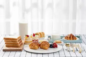 吃早餐别晚于这个时间！还有很多人不知道 快提醒家人图片