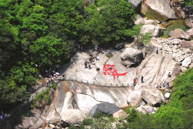 杭州市民凭身份证享门票优惠，黄山翡翠谷邀你七夕节享中式浪漫