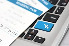 购买飞机延误险，只赔机票优惠券？平台上多人投诉→图片