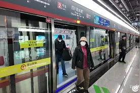 “后海沿终于通地铁了！”青岛地铁2号线西延段通车 运营总里程达352公里图片