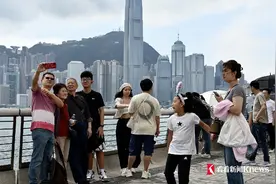 西安、青岛开放赴港澳个人游  香港有多期待？视频封面