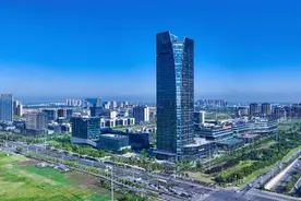 省政府工作报告里的“合肥高新区”图片