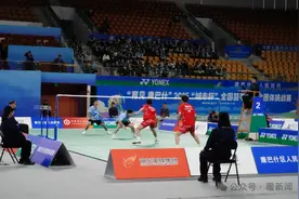 “育见康巴什”2025“城市杯”全国羽毛球混合团体挑战赛在鄂尔多斯市举办图片