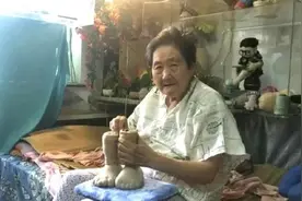 武汉84岁奶奶爆火！网友：太有创意了图片