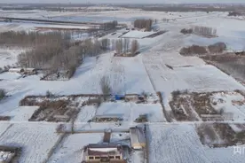 辽河干流滩区居民迁建：村民质疑项目“以租代征”  失地后难以维持生计  部分村民仍未搬迁图片