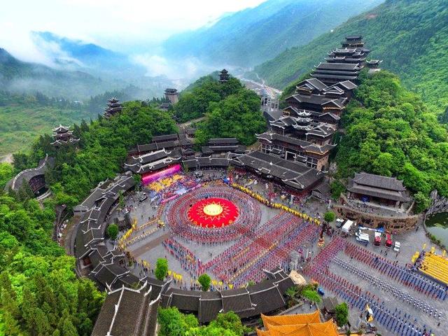 重庆首个春假+清明催热亲子游 “含娃量”成最亮眼关键词