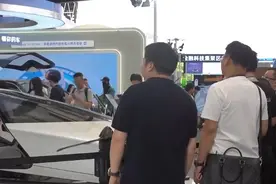 国产大模型拼应用、拼落地 挺进实体经济“主战场”图片
