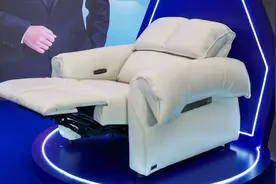 芝华仕推出新一代零靠墙功能沙发，并“放话”要在一到四线城市全力发力图片