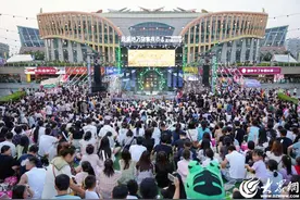 一篇报道，带你了解2024年第三届凤溪地万物集夜市的亮点和变化图片