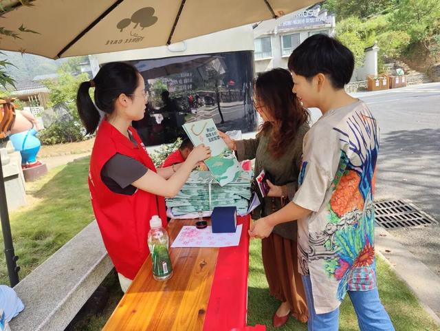 用心用情！黄山悉心呵护游客的“诗与远方”