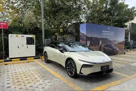 新增2万枪充电桩！继大众后，小鹏又牵手能源巨头bp图片