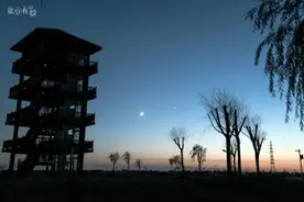星空有约丨金星伴月5日再现夜空，这次可观测时间更长图片