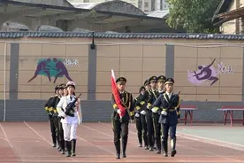 西安市四十八中顺利开展“开学第一课”图片