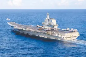 中国双航母首次在西太演练，军事专家分析图片