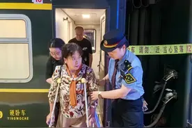 南铁福州客运段做好端午假日旅客出行服务图片