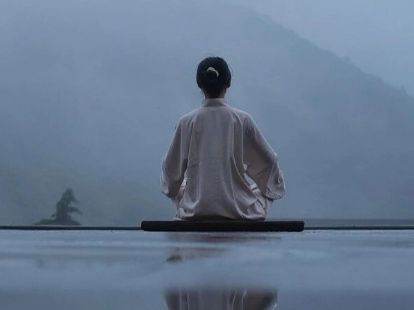 句容的外面是什么？